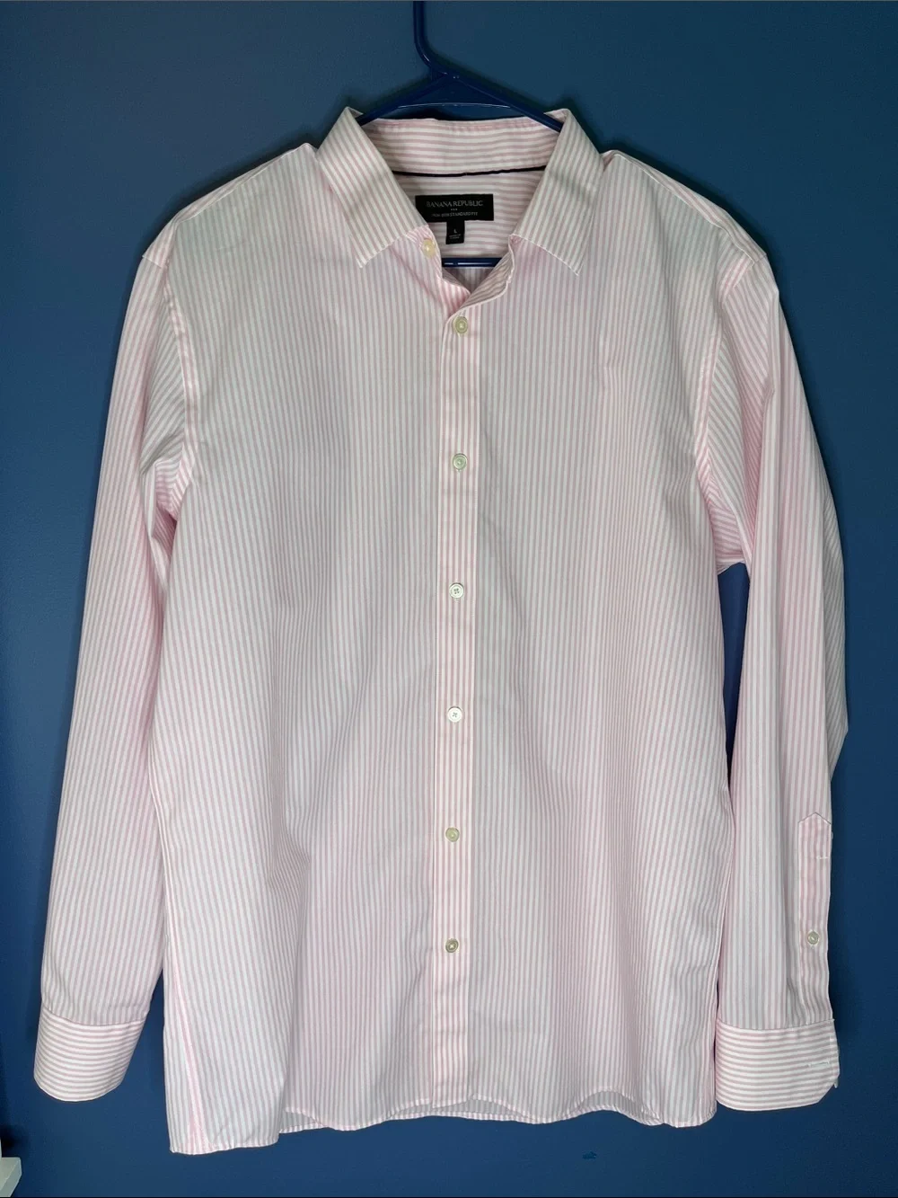 Banana Repubic, Pink Stripe Men's Dress Shirt, Non-Iron standard fit, size large